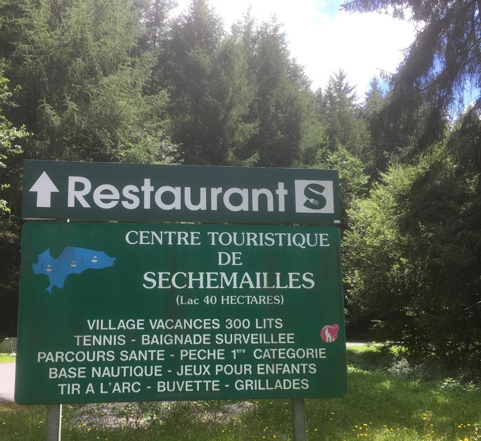 Les Pipistrelles 19 - Chambre D'Hotes Meymac Exterior photo